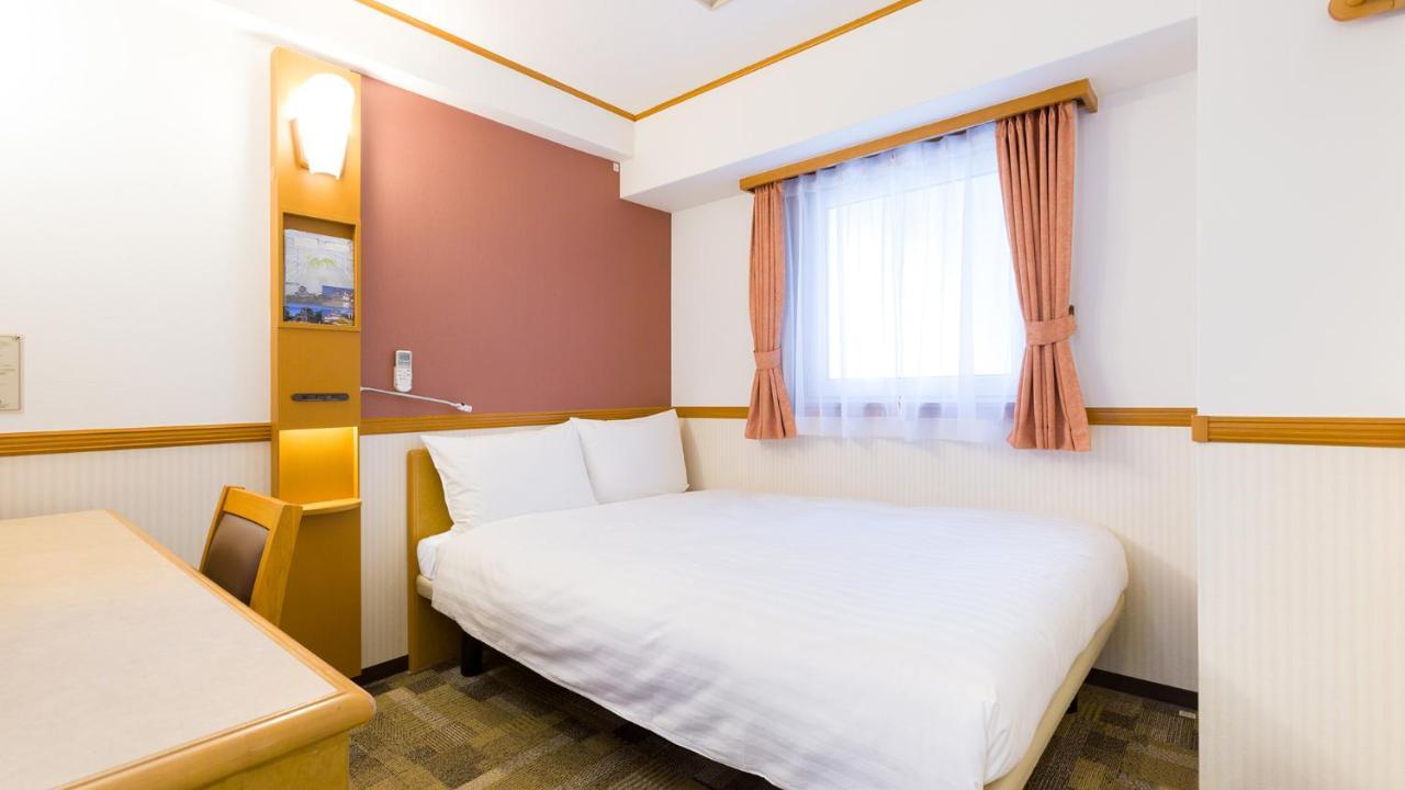 Toyoko Inn Osaka Semba Higashi Exterior foto